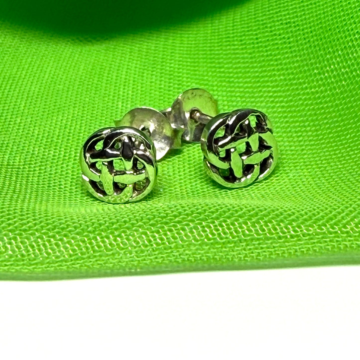 Sterling silver round Celtic stud earrings