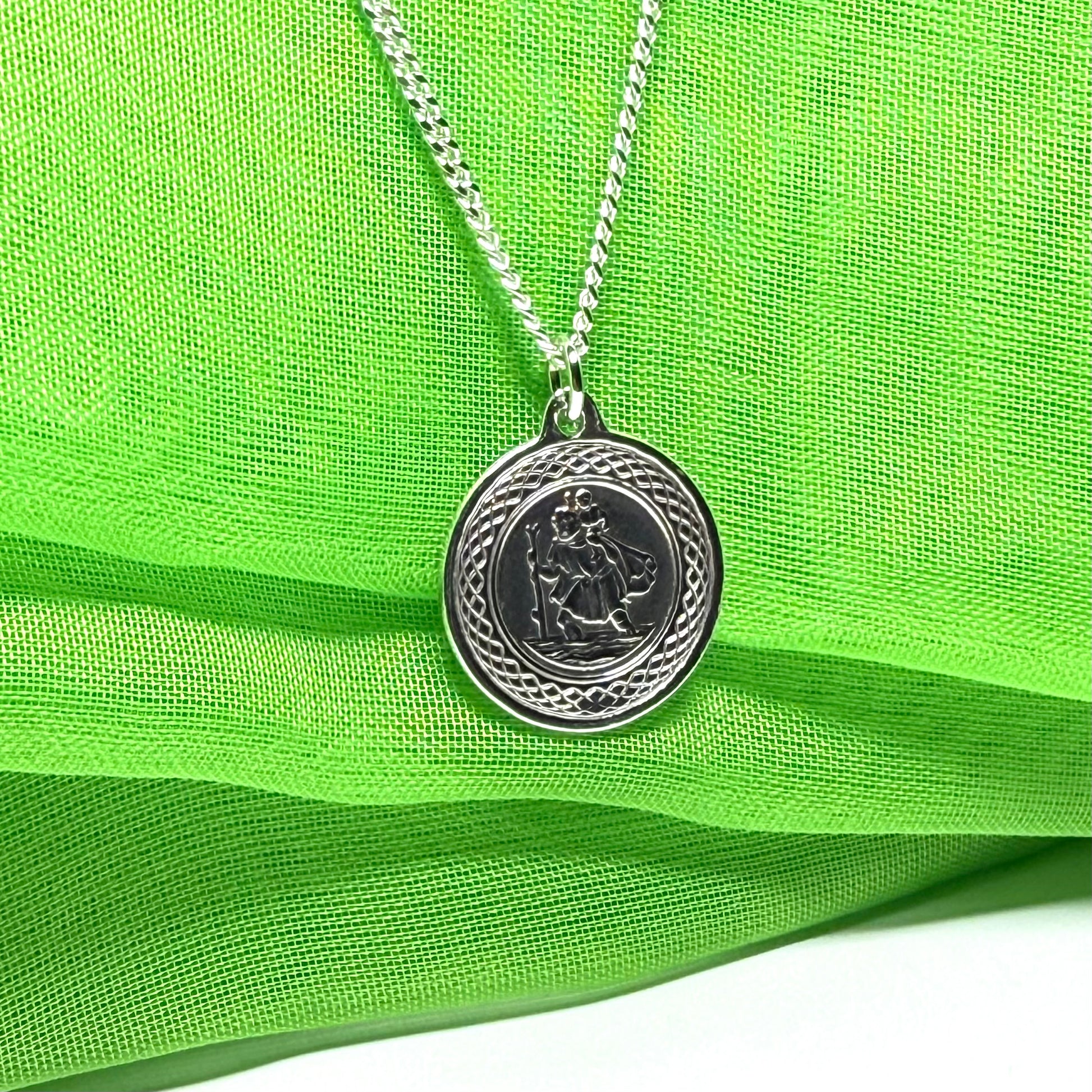 Sterling silver round St. Christopher 17 mm with chain
