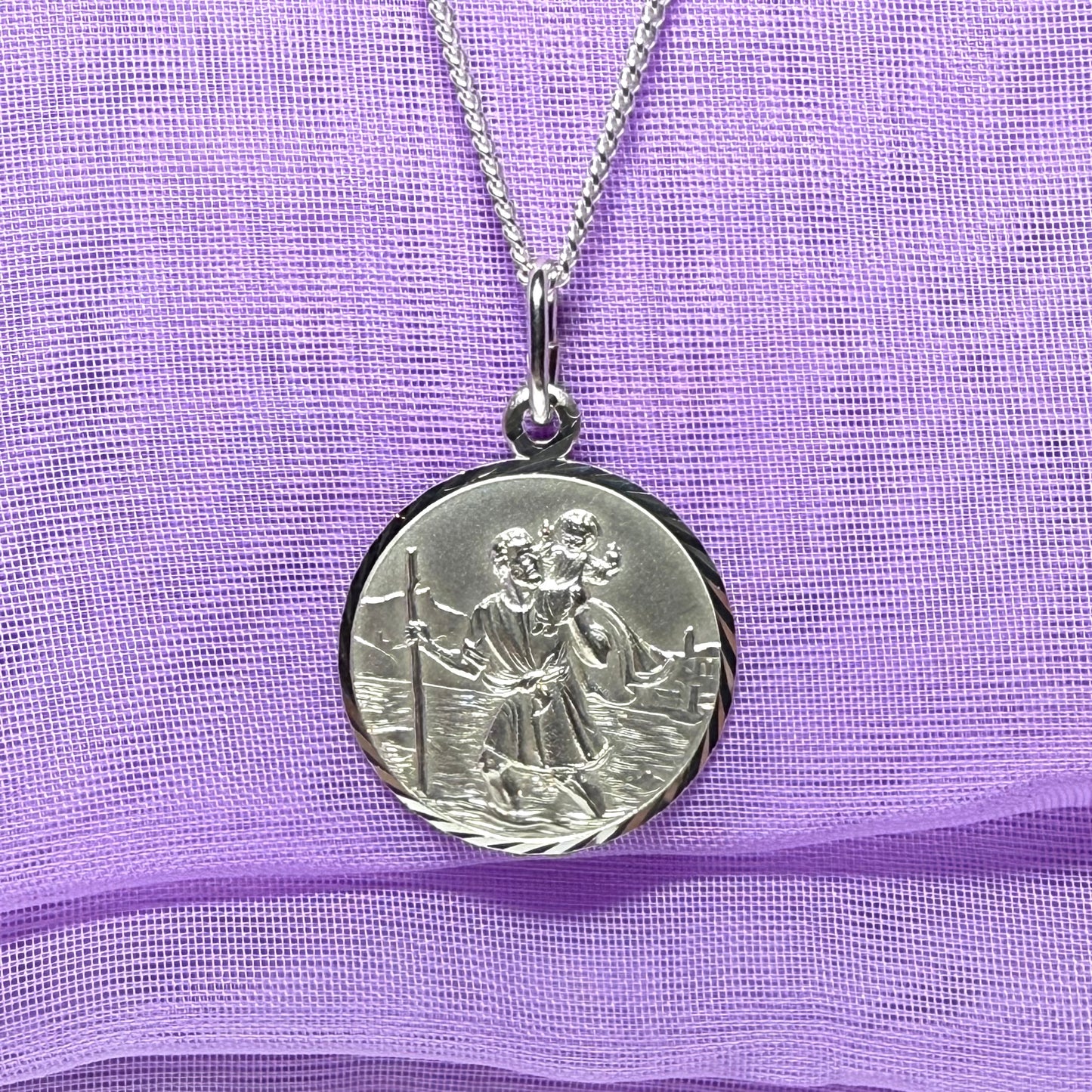 Sterling silver round St. Christopher including chain 22 mm