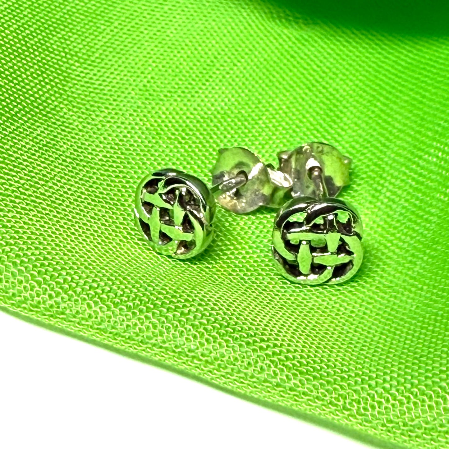 Sterling silver round Celtic stud earrings