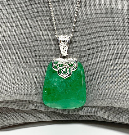 Sterling silver cushion shape real green jade necklace pendant lozenge shaped