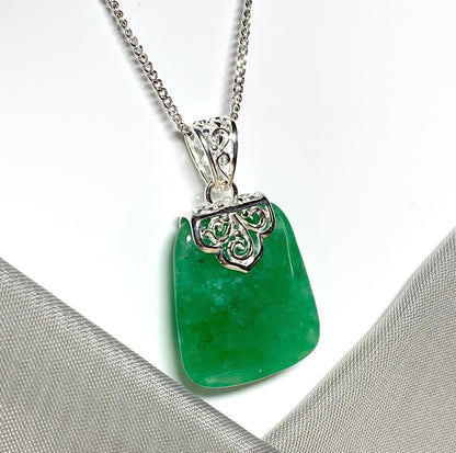 Sterling silver cushion shape real green jade necklace pendant lozenge shaped