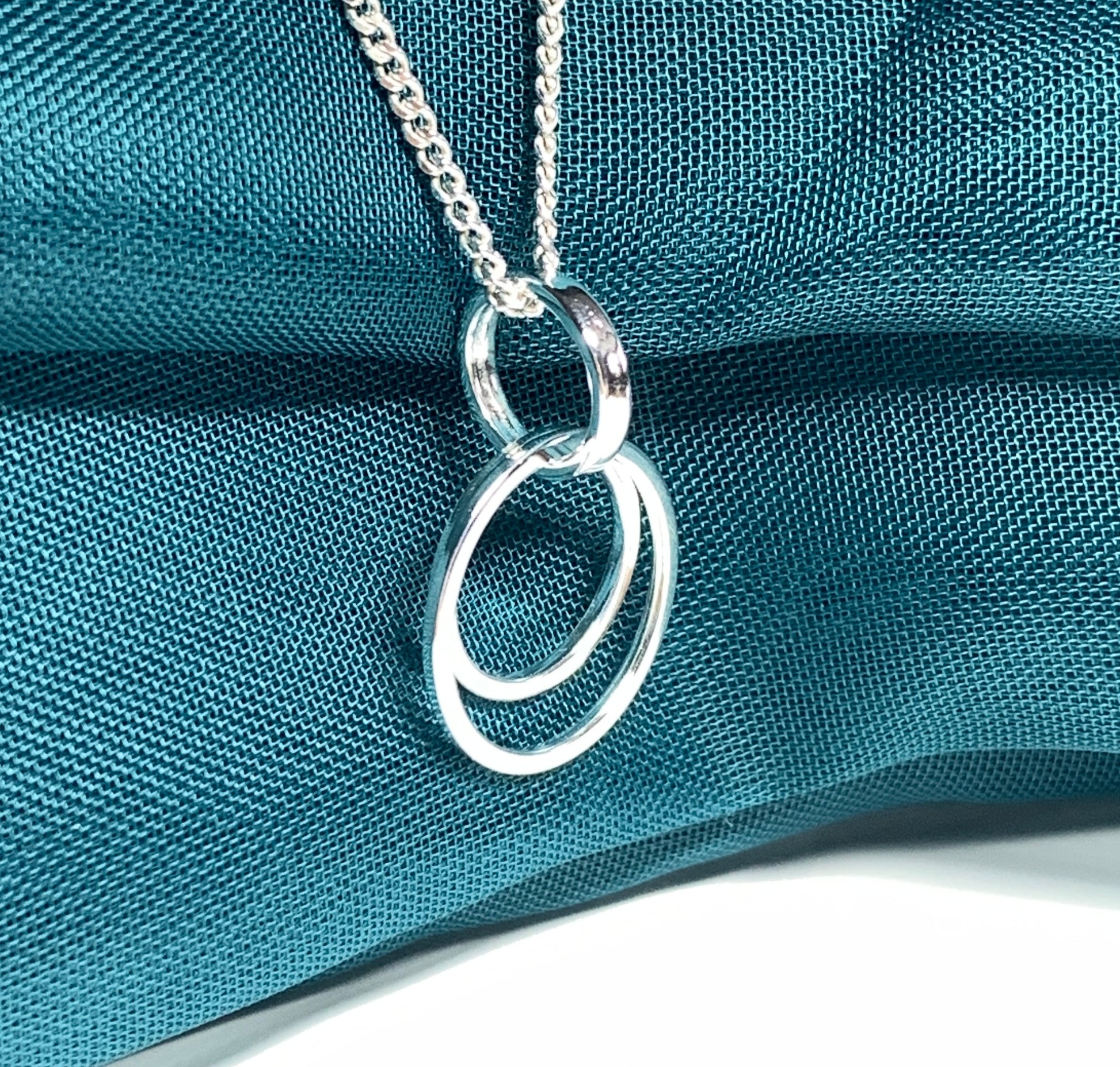 Sterling silver double circle round necklace pendant