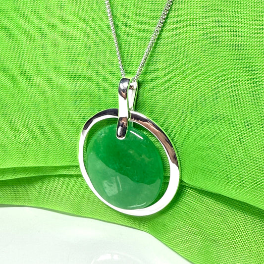 Stunning large green necklace sterling silver round shaped real jade halo styled pendant with a solid curb chain included
