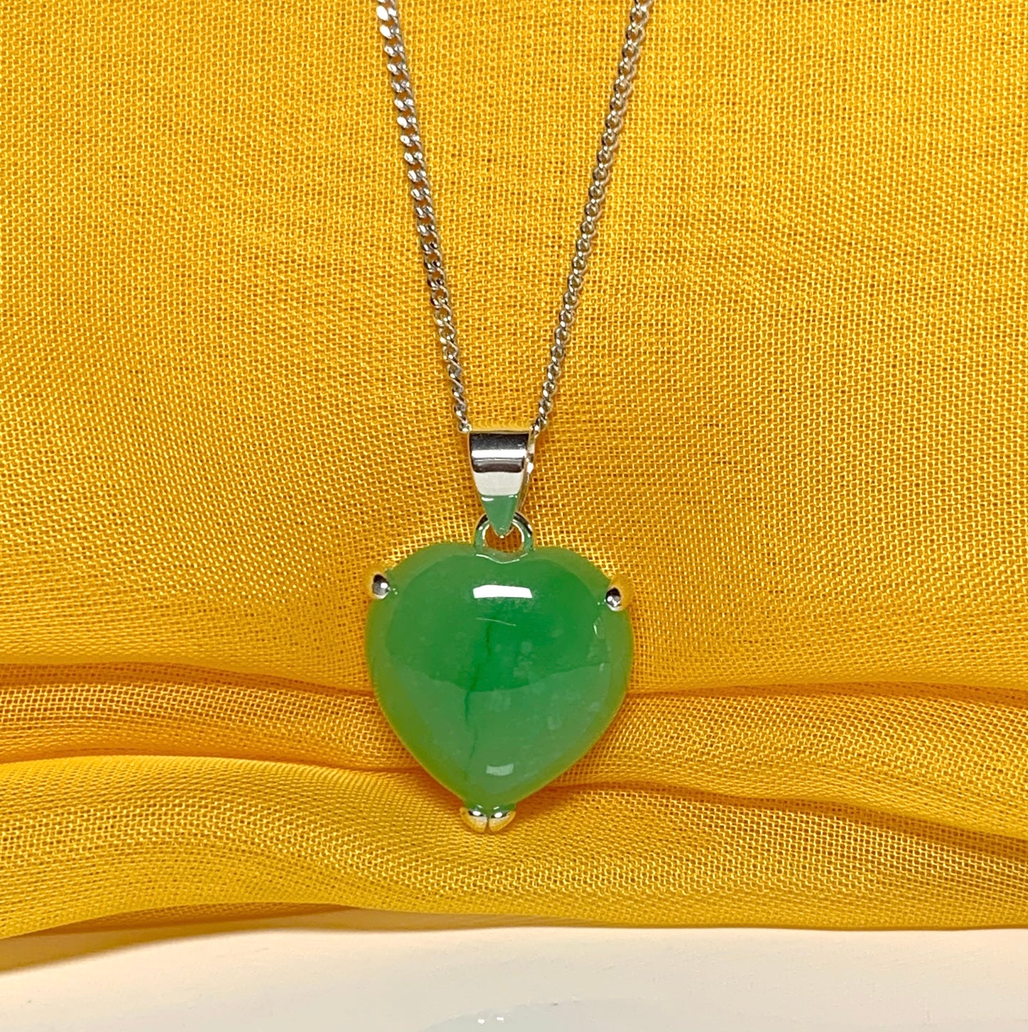 Stunning real green jade necklace heart shaped sterling silver pendant