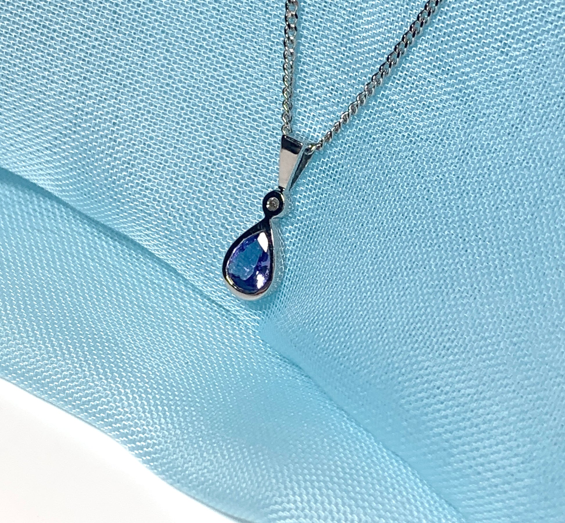 Real tanzanite real diamond necklace pear tear drop white gold pendant