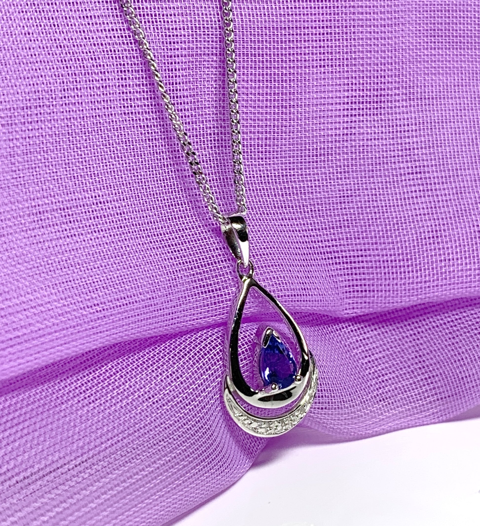 Tanzanite And Diamond White Gold Necklace