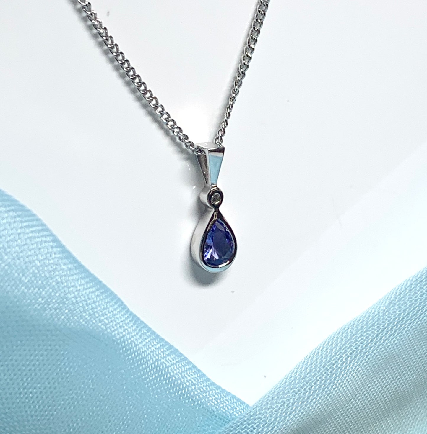 Real tanzanite real diamond necklace pear tear drop white gold pendant