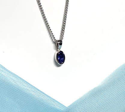 Tanzanite Oval White Gold Necklace