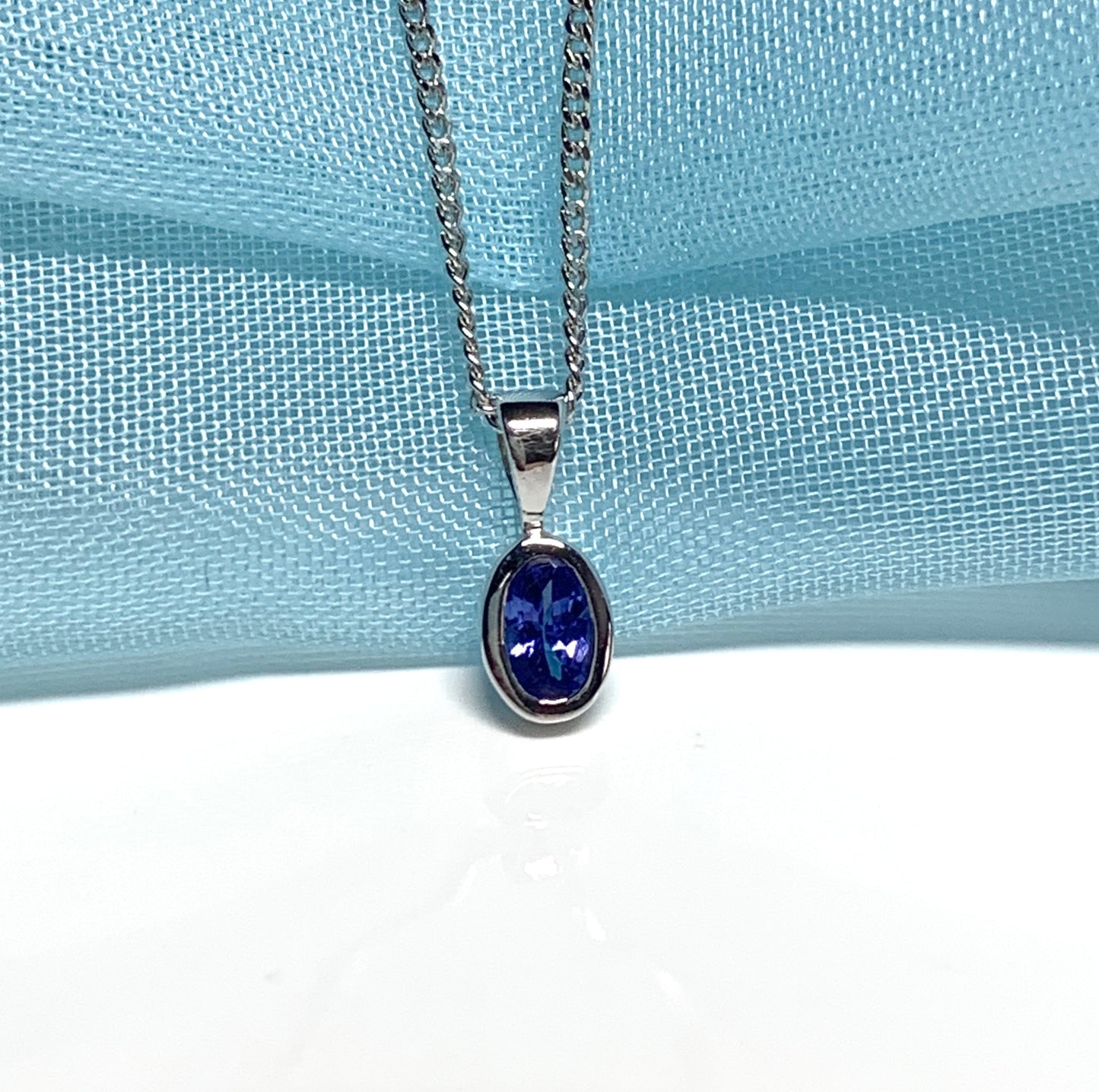 Tanzanite Oval White Gold Necklace