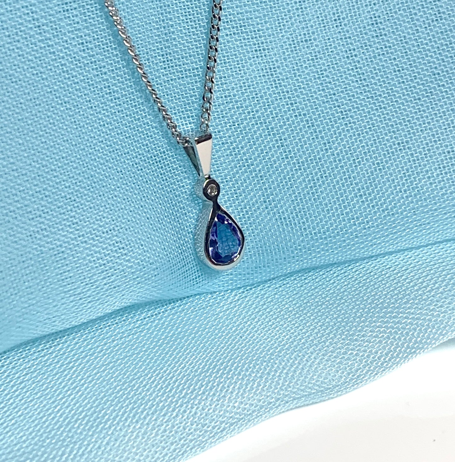 Real tanzanite real diamond necklace pear tear drop white gold pendant