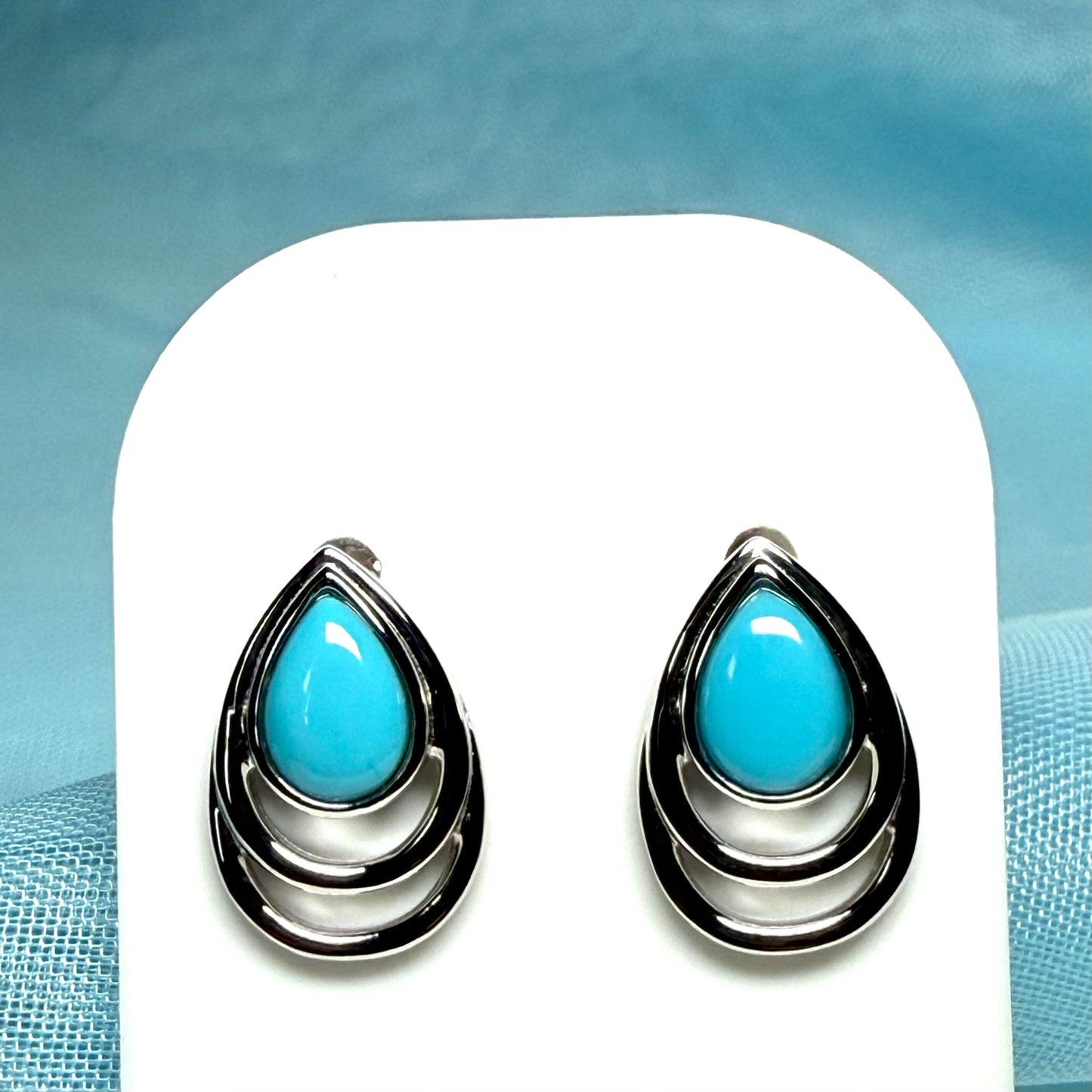 Teardrop shape turquoise stud dropped earrings sterling silver