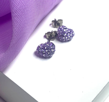 Tresor Paris heart shaped 10 mm lilac stud earrings titanium