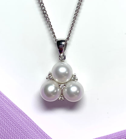 Triple cluster real pearl necklace and diamond cultured freshwater white gold pendant