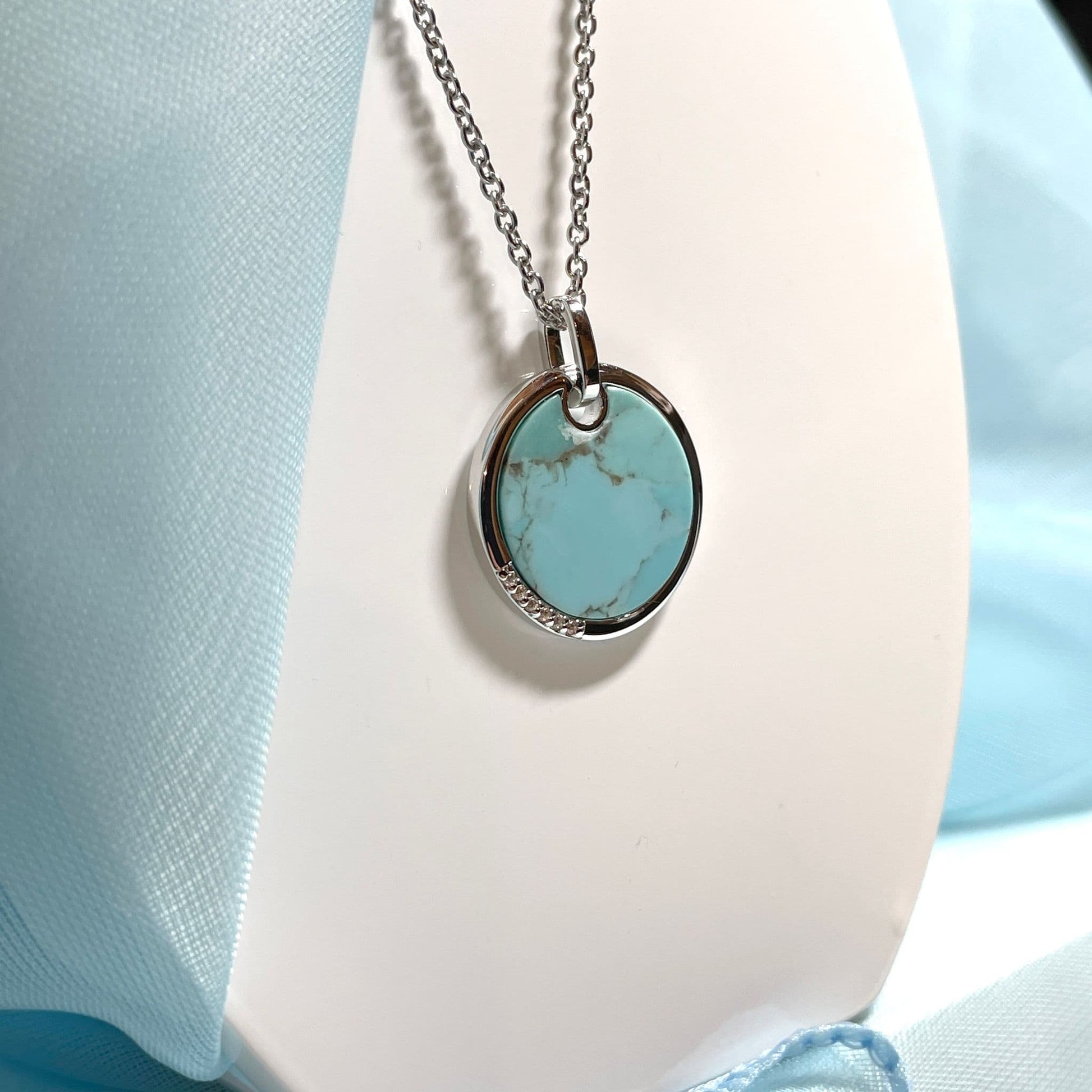 Turquoise Round Sterling Silver Necklace Circle