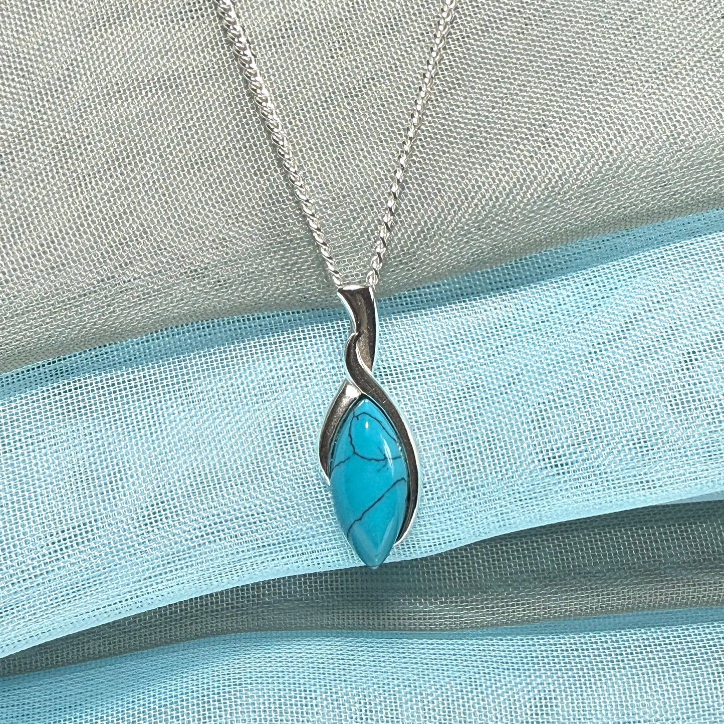 Turquoise marquise cut necklace with chain