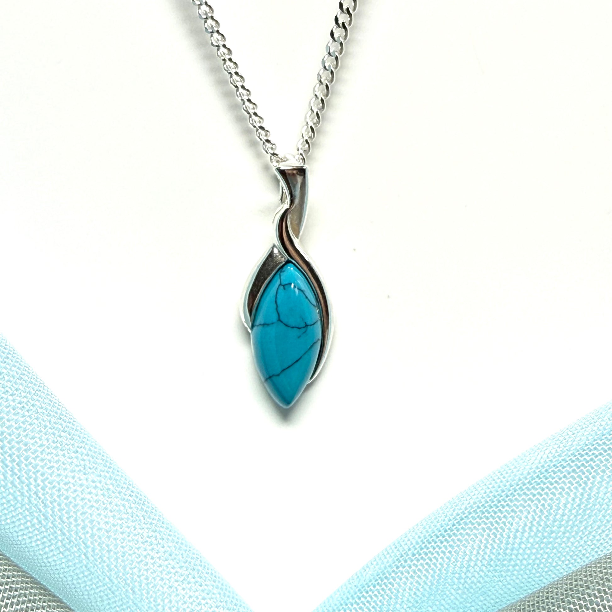 Turquoise marquise cut necklace with chain