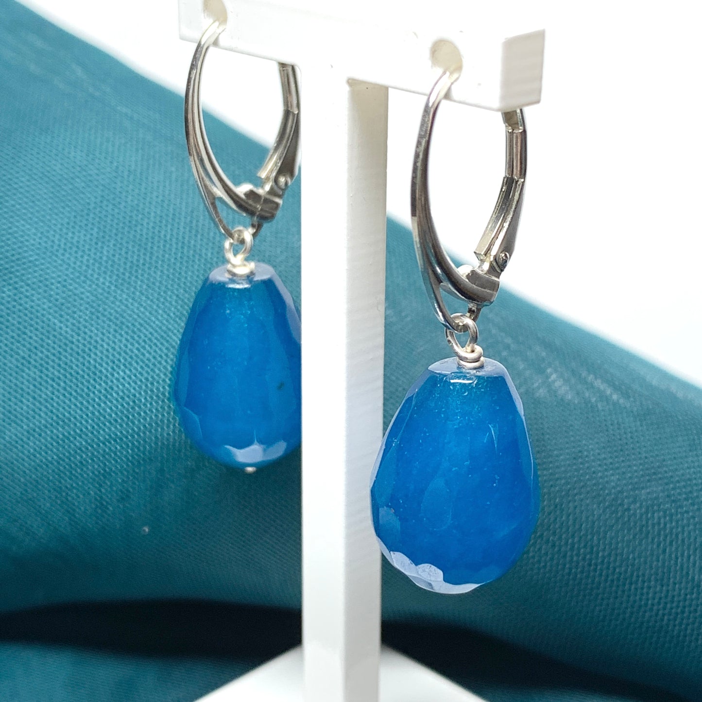 Turquoise agate teardrop shaped drop earrings
