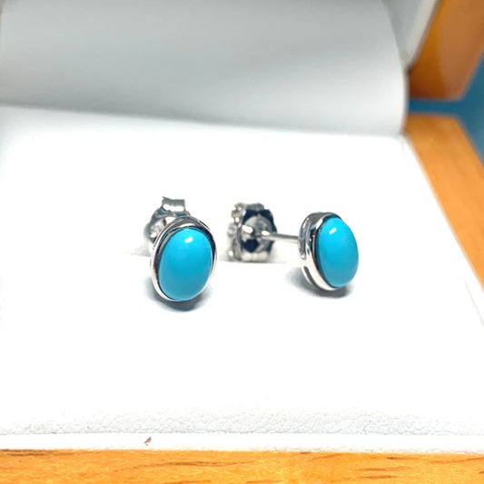 Turquoise oval white gold stud earrings