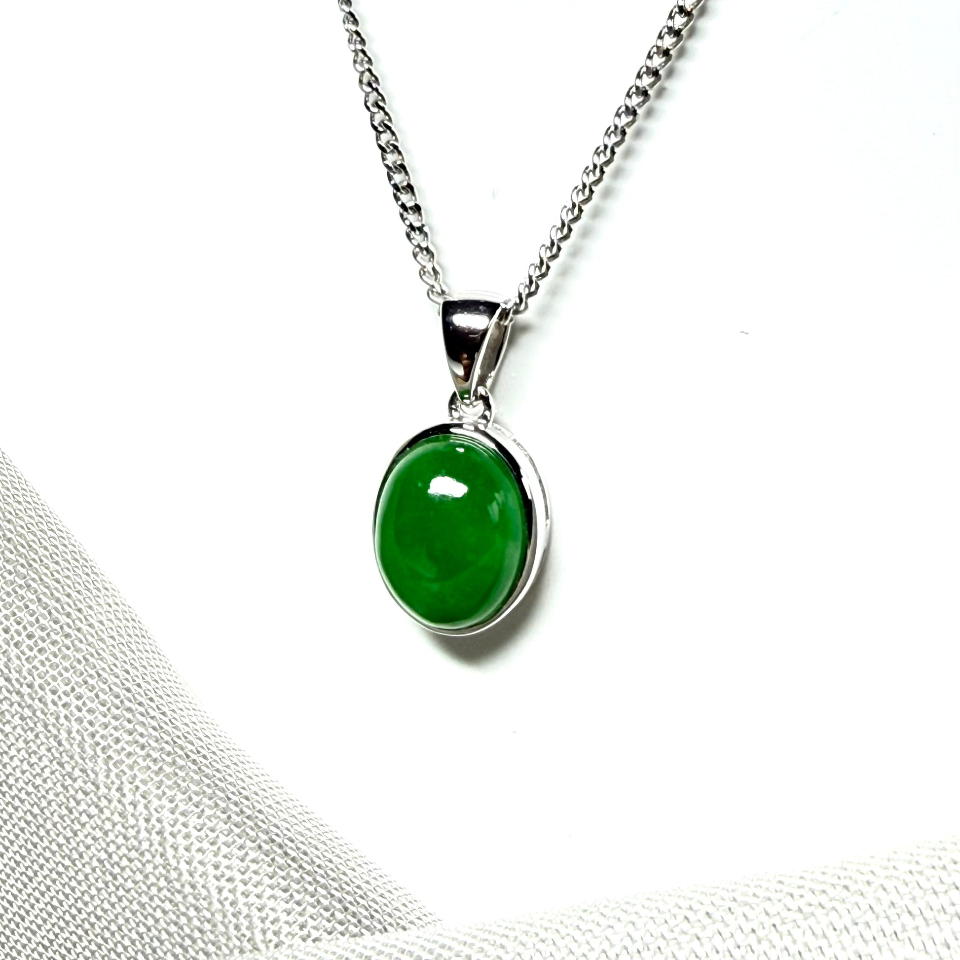 White gold real green jade oval shaped necklace pendant