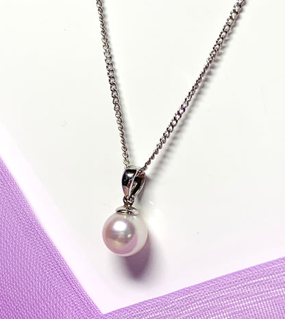 White gold round freshwater cultured pearl necklace pendant