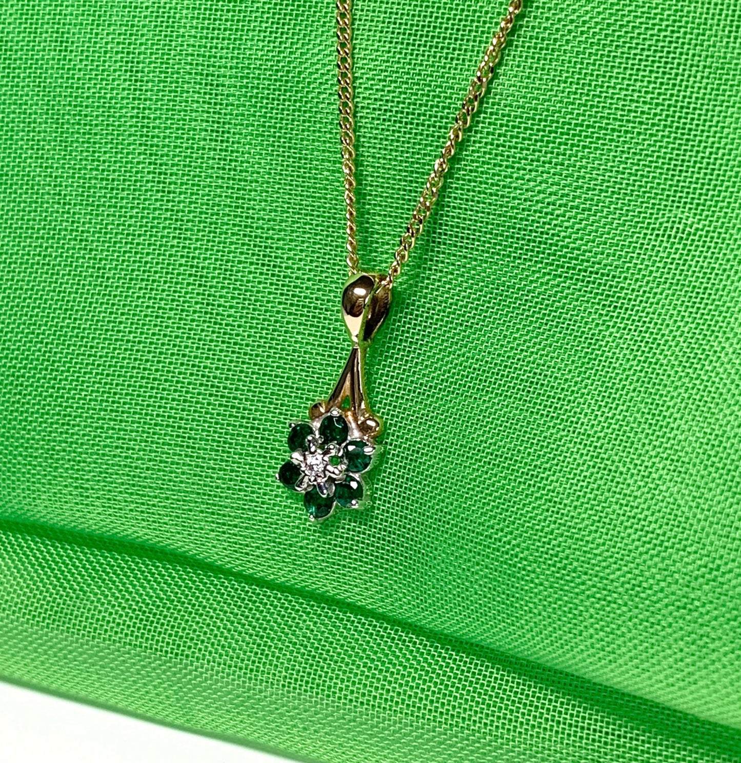 Yellow Gold Emerald And Diamond Necklace Pendant With Chain