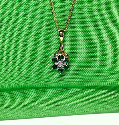 Yellow Gold Emerald And Diamond Necklace Pendant With Chain