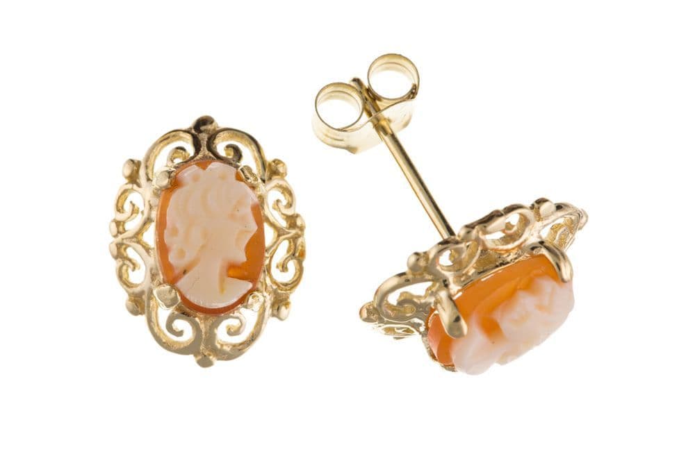 Yellow Gold Oval Cameo Stud Earring