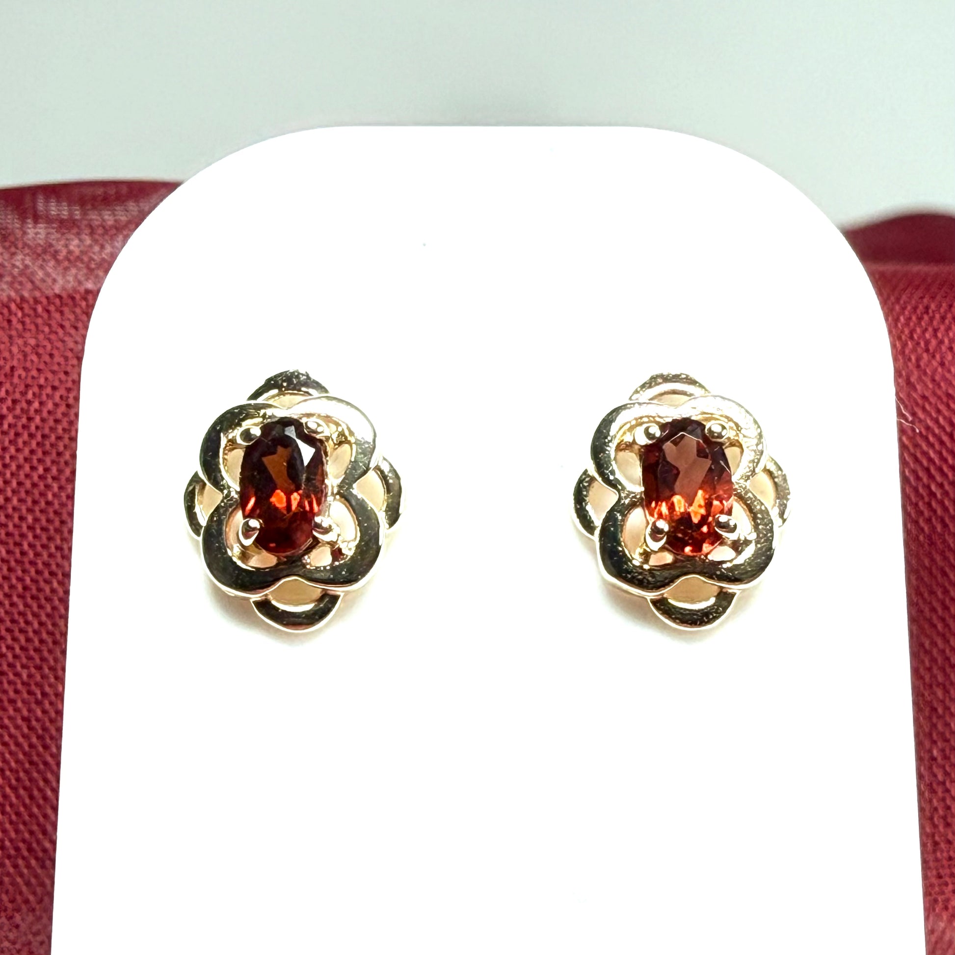 Yellow Gold Oval Garnet Stud Earrings