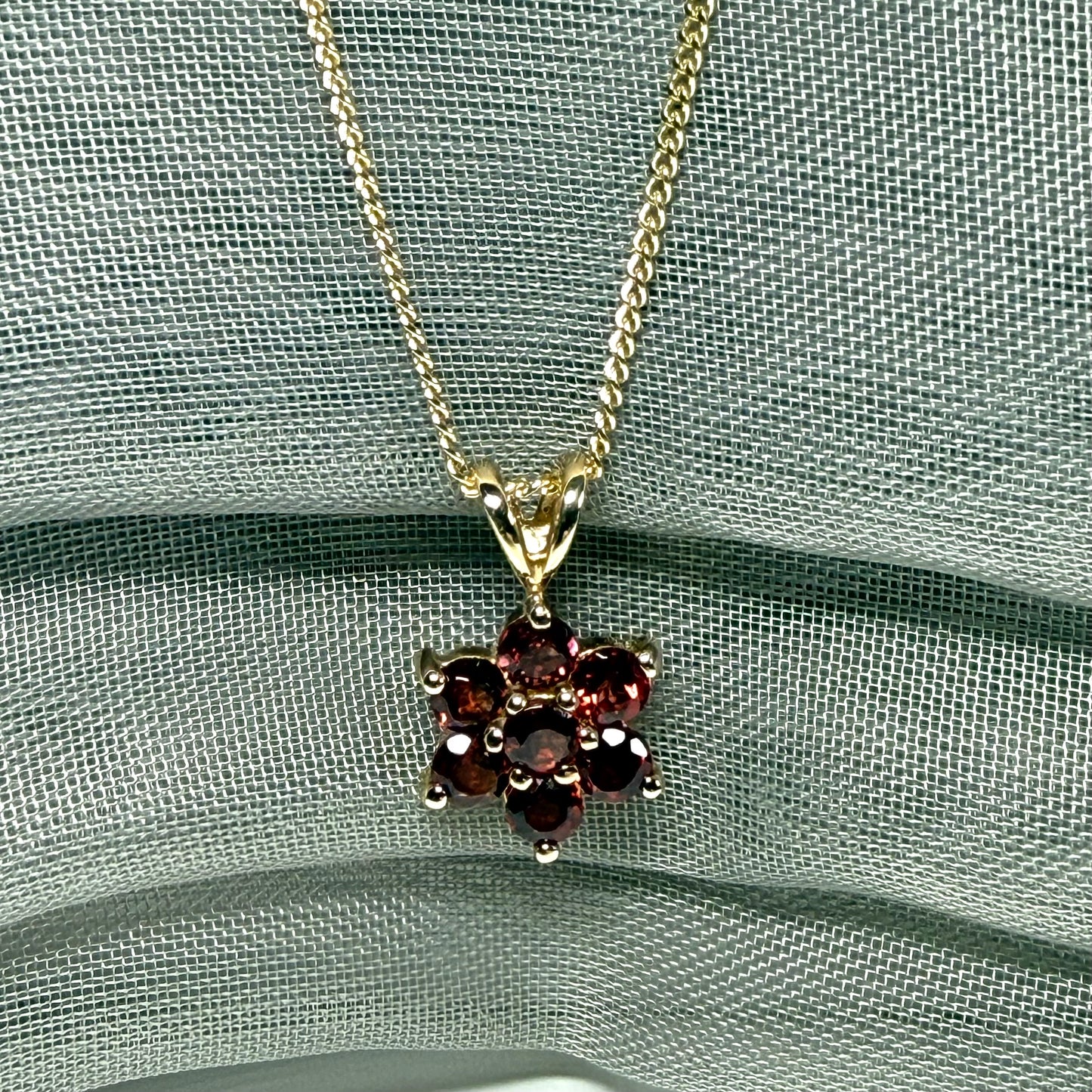 Yellow gold round real garnet cluster necklace daisy pendant