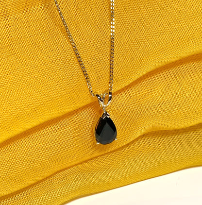 Yellow gold sapphire pear shaped necklace pendant