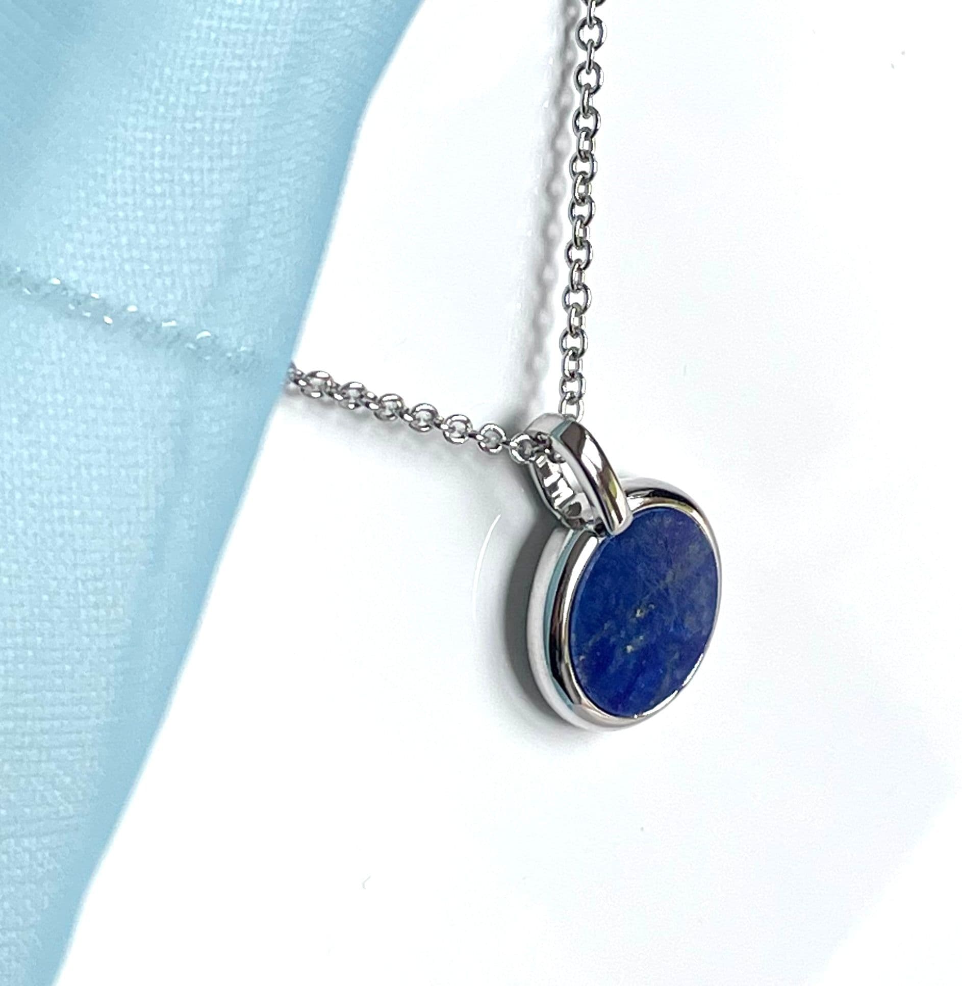 Blue lapis lazuli round sterling silver necklace circle
