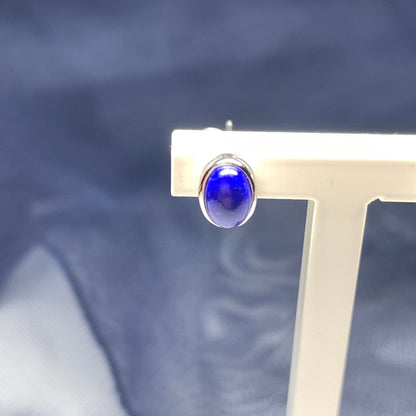 Lapis lazuli white gold oval stud earrings