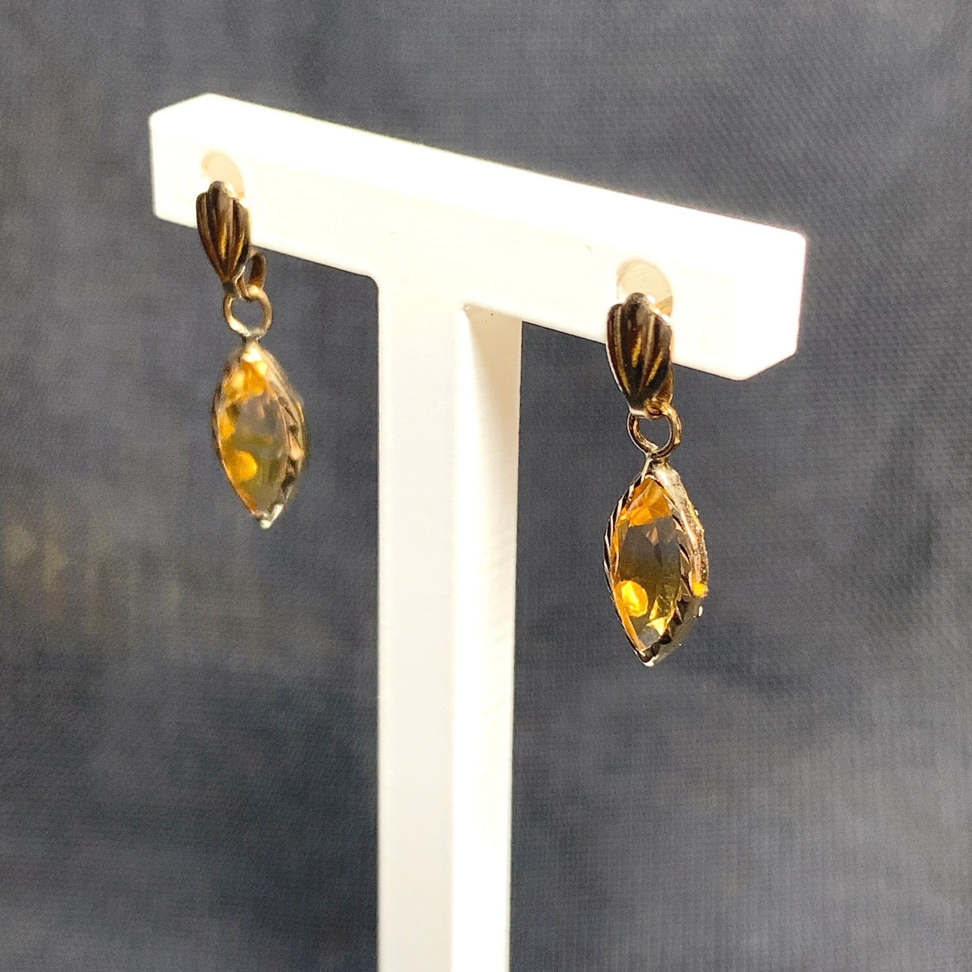 Marquise shaped citrine yellow gold earrings