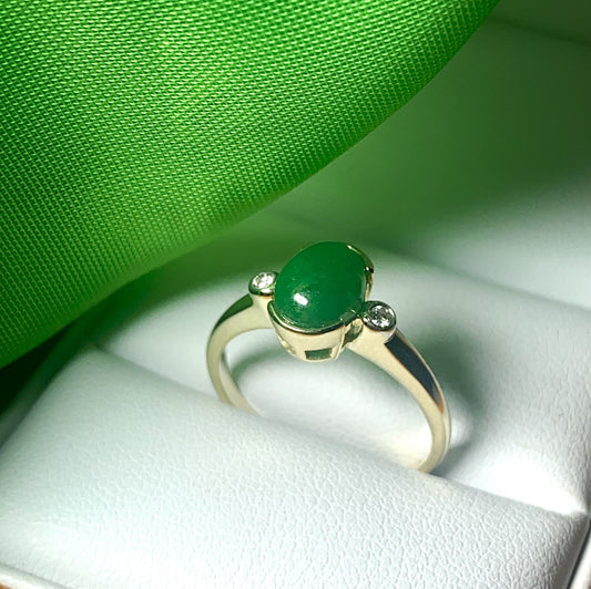 Oval Green Jade And Diamond Yellow Gold Ring