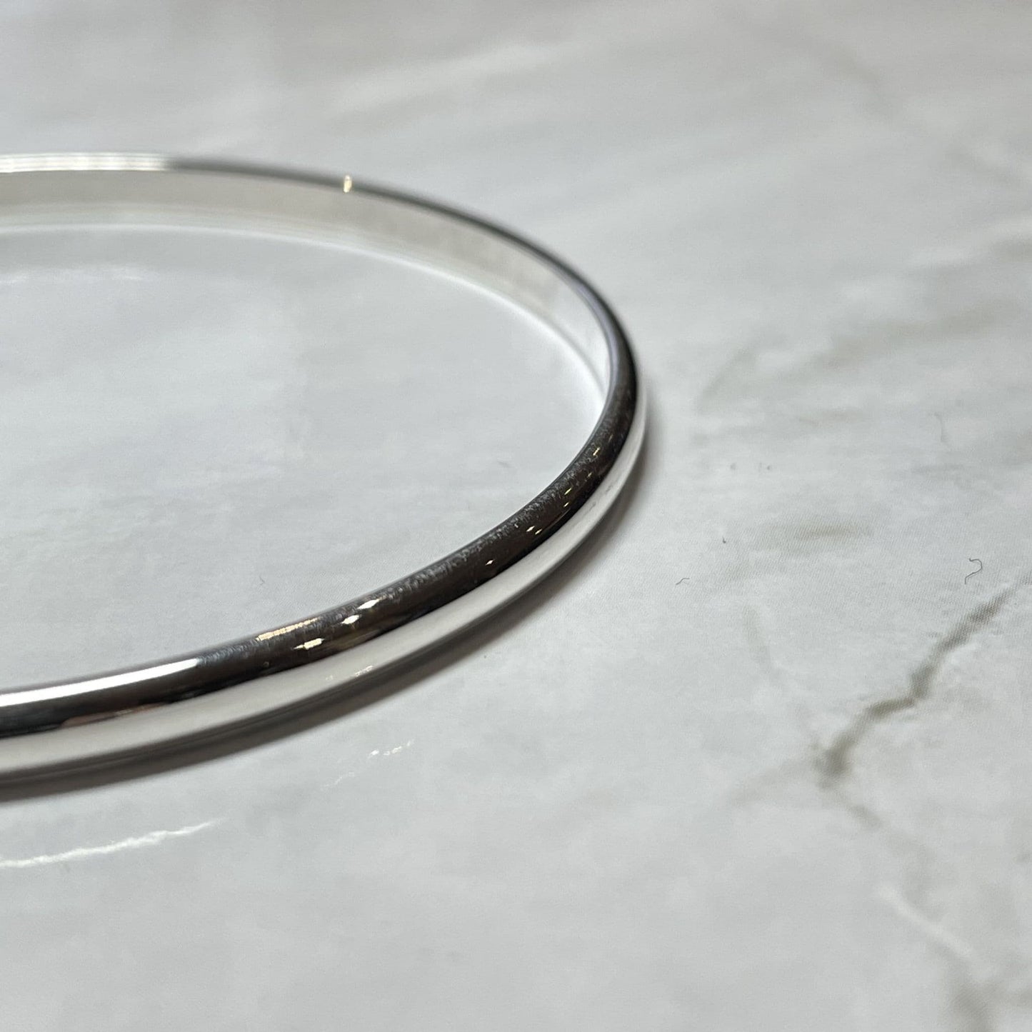 Plain polished 3 mm sterling silver round slave bangle