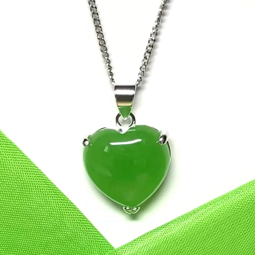 Necklace heart shaped sterling silver pendant with a love heart real green jade stone with a solid chain