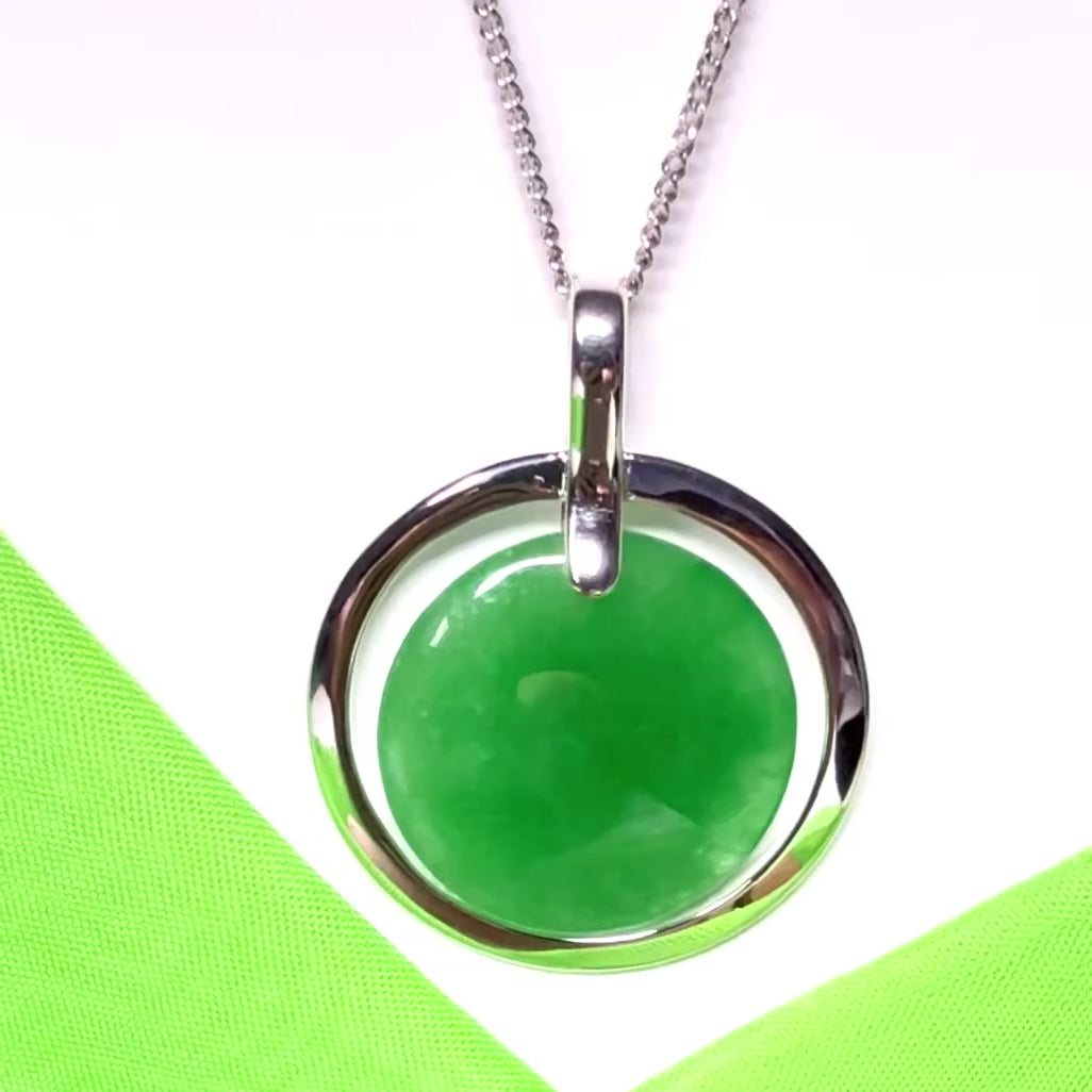 Stunning large green necklace sterling silver round shaped real jade halo styled pendant with a solid curb chain included