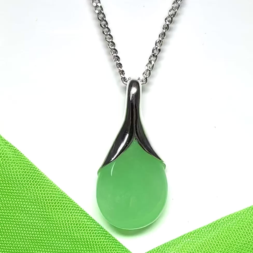 Real light green jade pear shape or teardrop necklace pendant stunning and beautiful