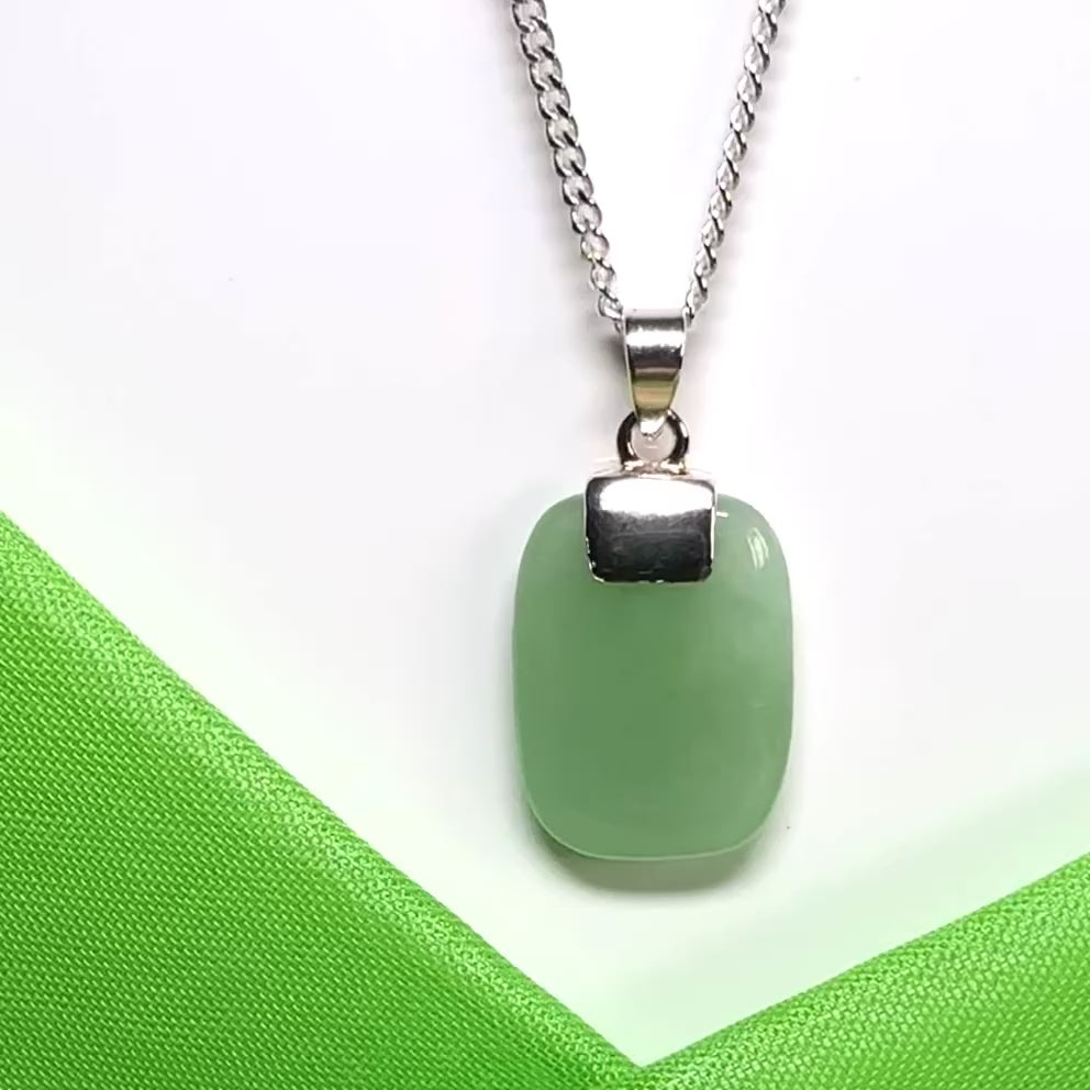 Real green jade necklace cushion shaped silver