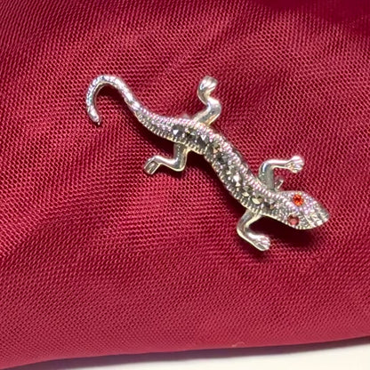 Sterling silver real marcasite gecko brooch with real garnet eyes