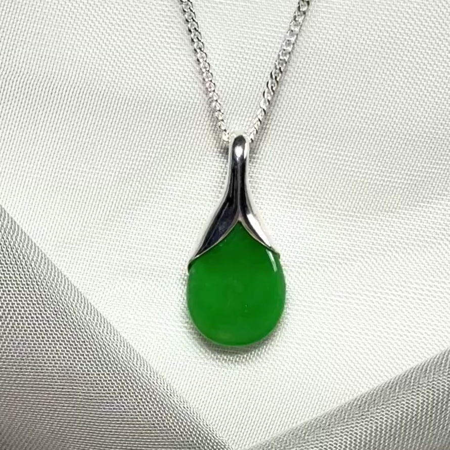 Pear shaped real green jade necklace