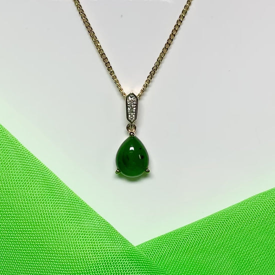 Real green jade necklace pear teardrop and diamond yellow gold pendant