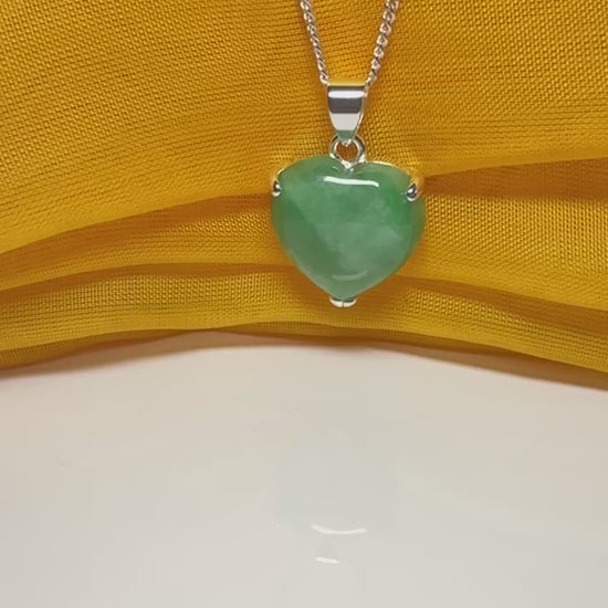 Real green heart shaped jade necklace