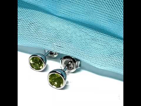 Real round peridot pair of earrings sterling silver green smooth rubbed over