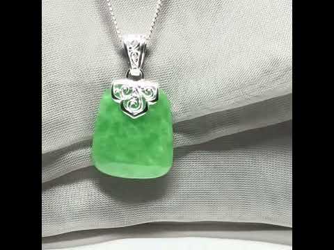 Real green jade necklace large cushion shape, a truly stunning pendant