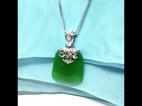 Stunning real green jade necklace