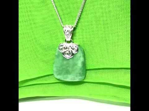 A Stunning real jade necklace green sterling silver large cushion shaped, a really gorgeous design