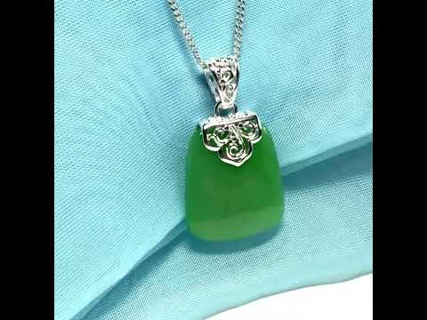 Stunning real jade necklace green sterling silver large cushion shaped, an exquisite designed pendant