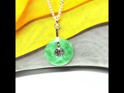 Real green round jade necklace sterling silver pendant, simply stunning